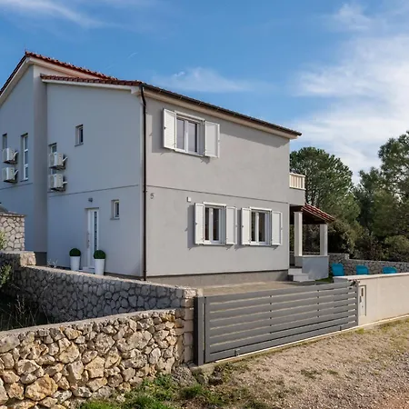 Vikendica Monmar By Interhome