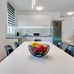Monmar By Interhome *