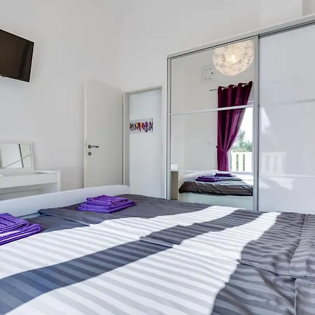 Monmar By Interhome Feriehus