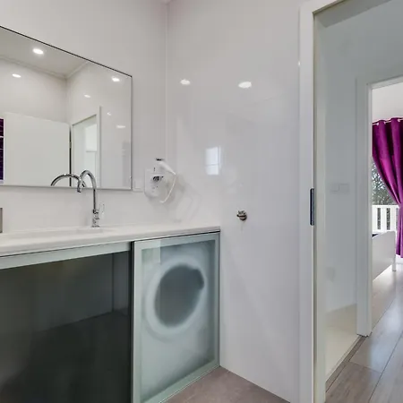 Monmar By Interhome * Vrsi