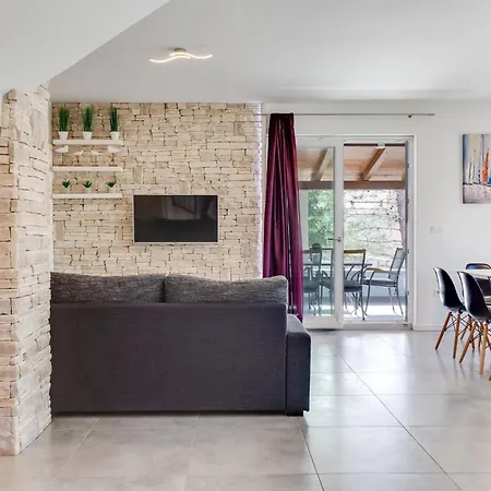 Monmar By Interhome Feriehus Vrsi