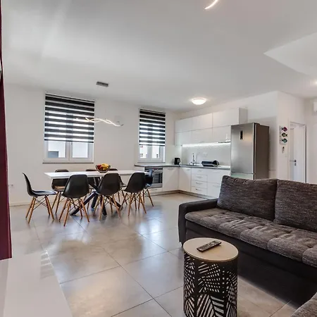 Feriehus Monmar By Interhome